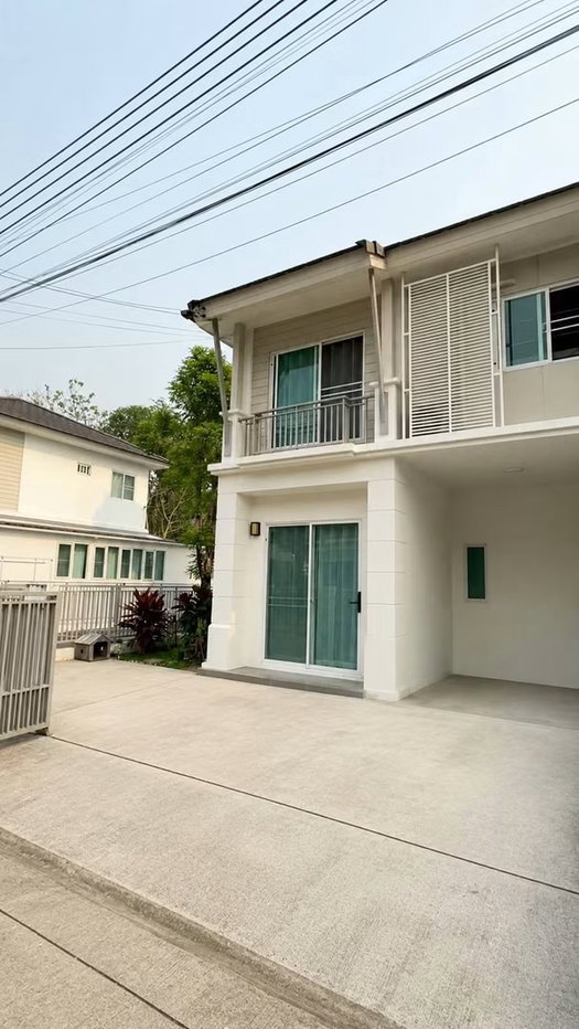 รูป 🏡 ให้เช่าบ้าน ทาวน์โฮม แปลงมุม ในโครงการคุณภาพ เดินทางสะดวก ติดถนนวงแหวนรอบ 2 - รูปที่ 1/7