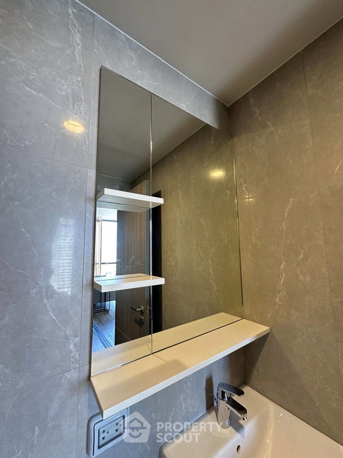รูป คอนโด 1 ห้องนอน ชั้นสูง The Issara Sathorn (ชั้น 24) (ID 3054372) - รูปที่ 13/15