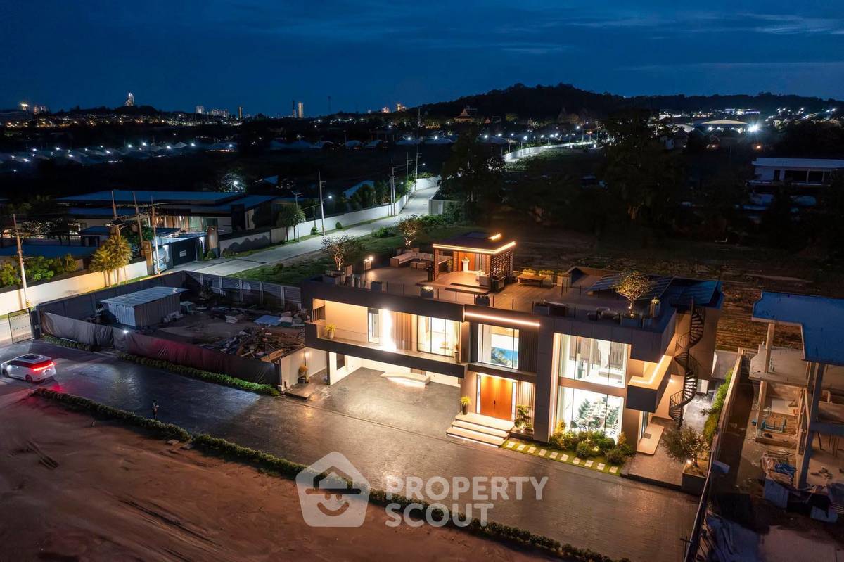 รูป วิลล่า 5 ห้องนอน ขาย โครงการ Opal Village พัทยาตะวันออก (เลี้ยงสัตว์ได้) (ID 3054176) - รูปที่ 35/36