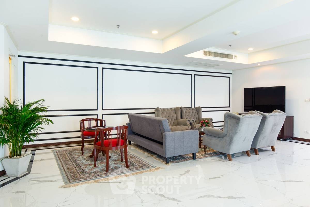 รูป คอนโด 3 ห้องนอน ขนาด 181 ตร.ม. ลา วี เอน โรส เพลส ใกล้ BTS ทองหล่อ 300 ม. (ID 2894845) - รูปที่ 1/50