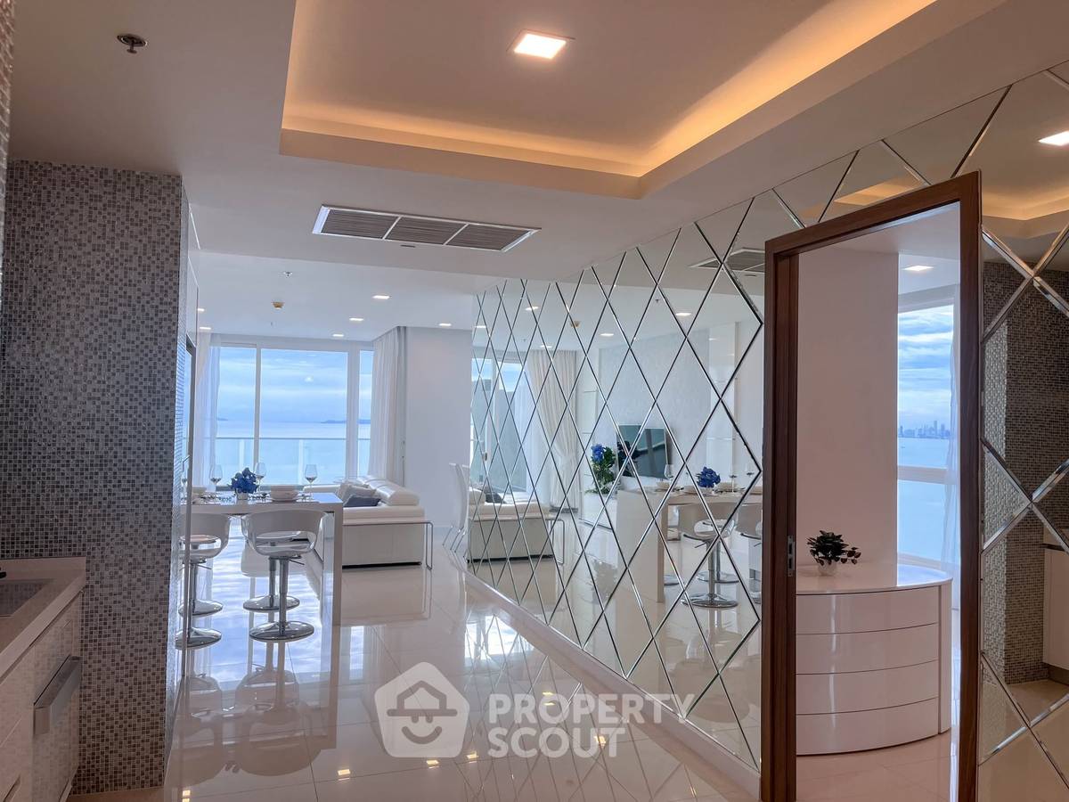 picture High-Floor 3-BR 190 Sqm At Del Mare Condominium, Bangsaray (ID 3054393) - 8/27