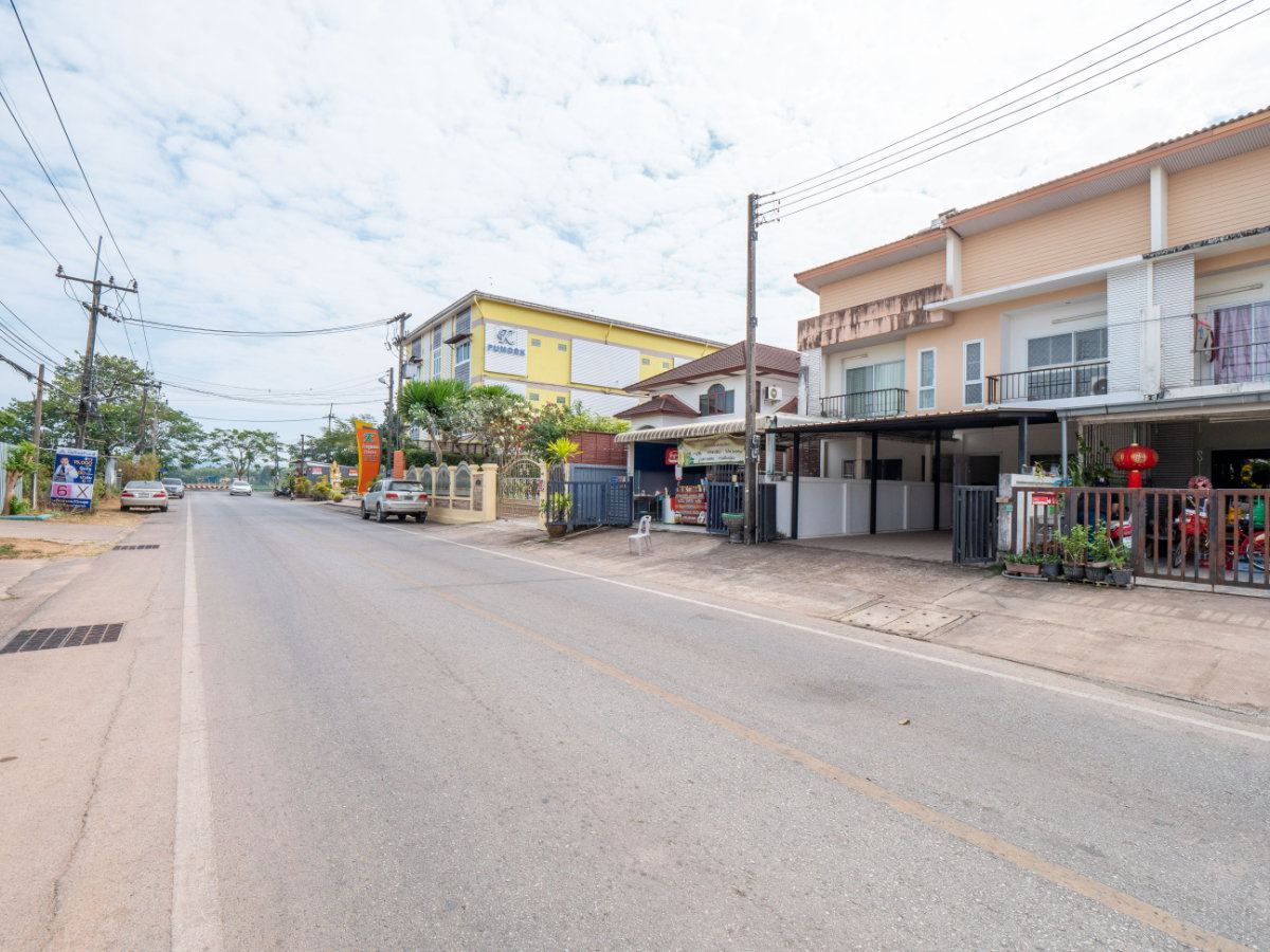 รูป #ขายบ้านริมแม่น้ำโขง #ขายบ้านนครพนม ขาย 3.7 ล้านบาท #ขายทาวน์เฮาส์ริมโขง 2 ชั้น ขนาด 34.9 ตรว. - รูปที่ 10/25