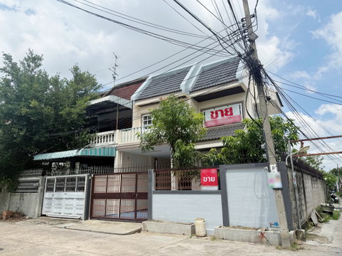 ðHome for sale Soi charan sanitwong 35