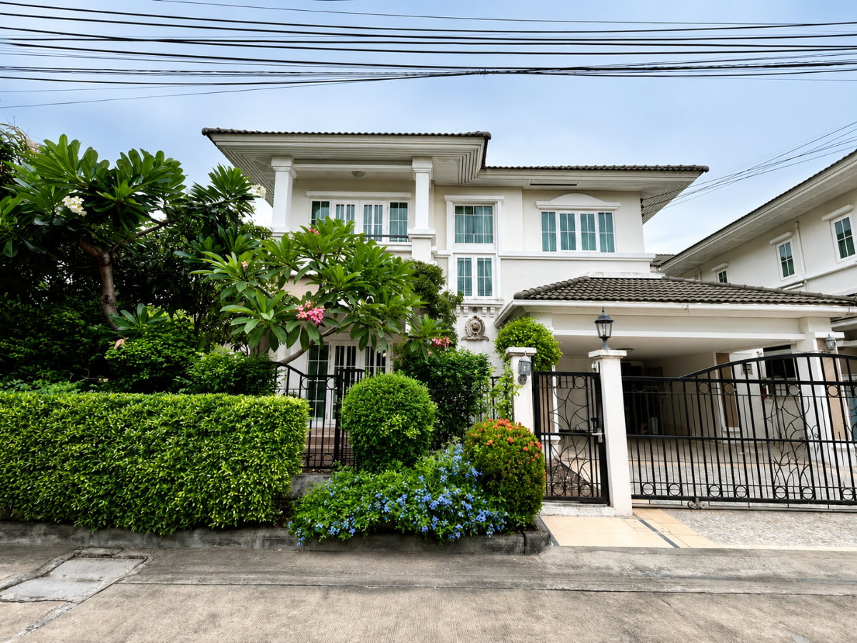 รูป ขายบ้านเดี่ยว 2 ชั้น กรองทองพาวิลเลี่ยน ลาดพร้าว 71 บ้านเดี่ยวใจกลางเมือง พื้นที่กว้าง ทำเลหายาก ราคาคุ้มค่า เหมาะสำหรับรีโนเวทเป็นบ้านในฝัน - รูปที่ 1/19