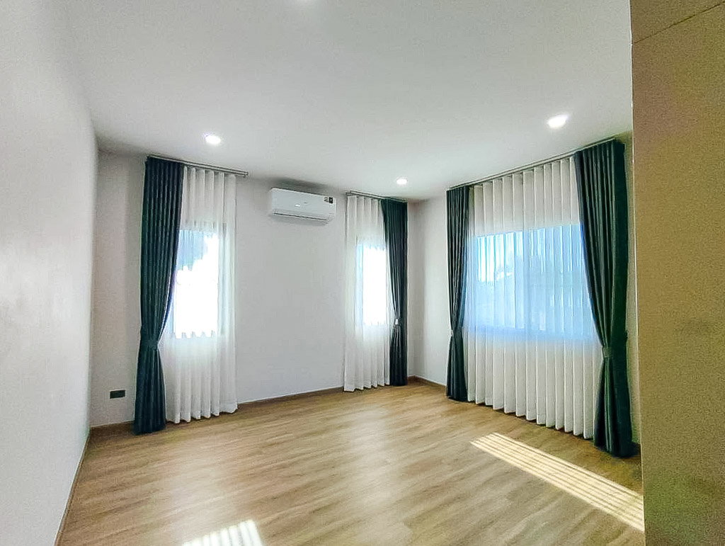 picture House for Sale Nong Pla Lai East Pattaya 4Bedroom - 2/15
