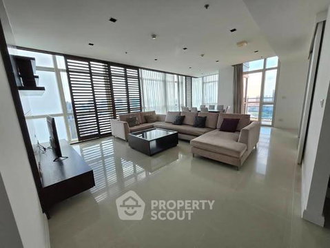 3-BR Condo at Athenee Residence near BTS Phloen Chit (ID 2932944)