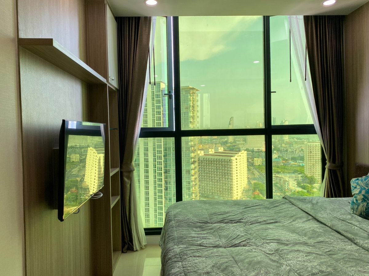 picture Condo for rent, Dusit Grand View , walk to the beach 5 minutes - 11/11