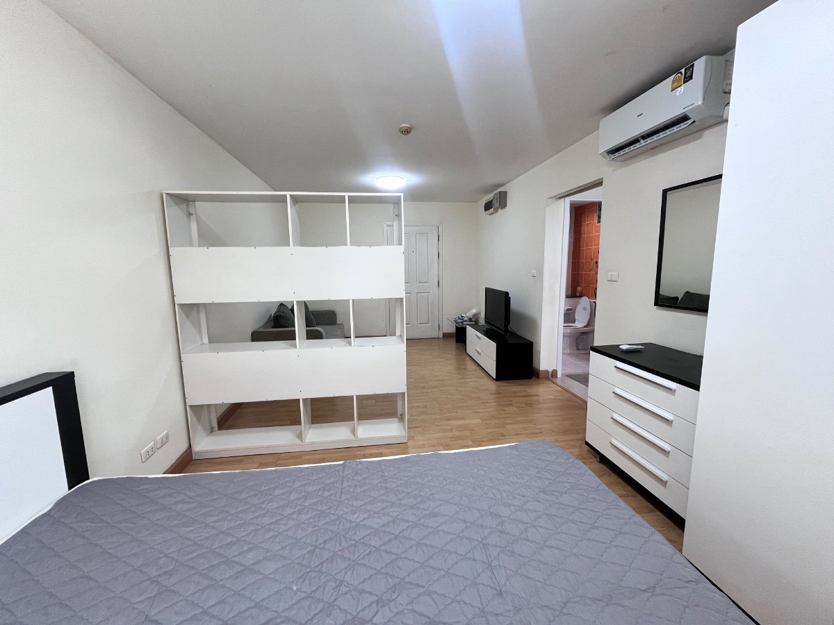 picture Budget-Friendly Condo Near BTS On Nut - 3/7