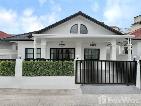 Modern Home with Premium Free Upgrades in a Prime Location 6543671