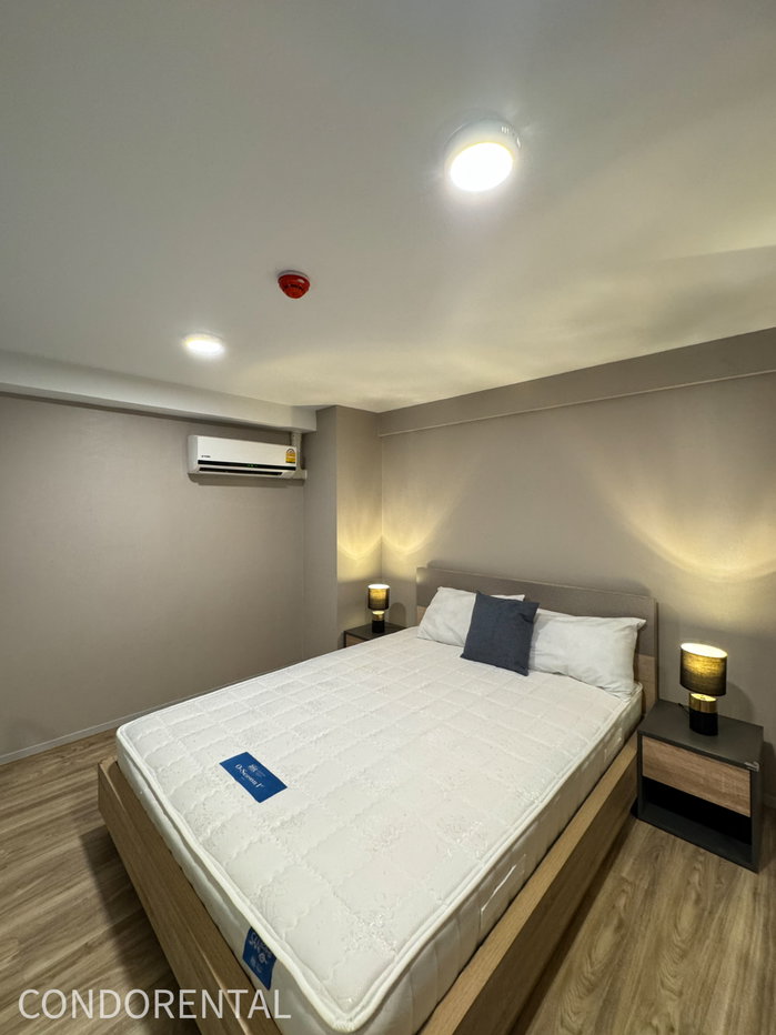 รูป Blossom Condo @ Sathorn - Charoenrat ห้องสวย ราคาดี สอบถามเพิ่มเติมได้ที่ Line @condorental - รูปที่ 1/18