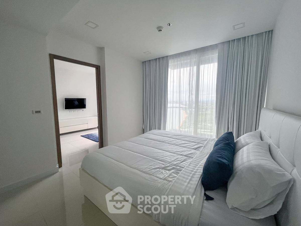 picture High-Floor 3-BR 190 Sqm At Del Mare Condominium, Bangsaray (ID 3054393) - 16/27
