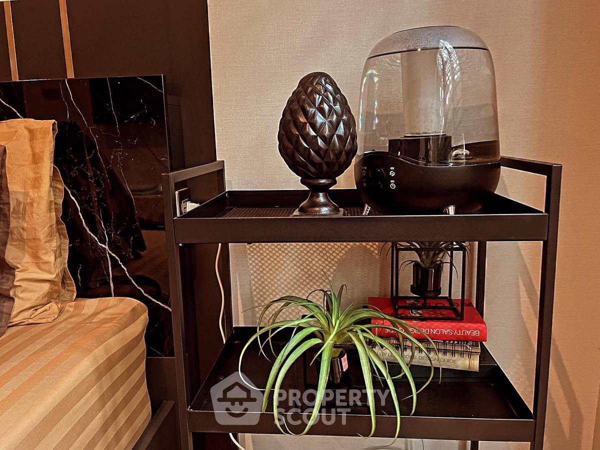 picture 2-BR Condo For Sale At Altitude Sam Yan - Si Lom, 400m To MRT Sam Yan (ID 3052042) - 9/21