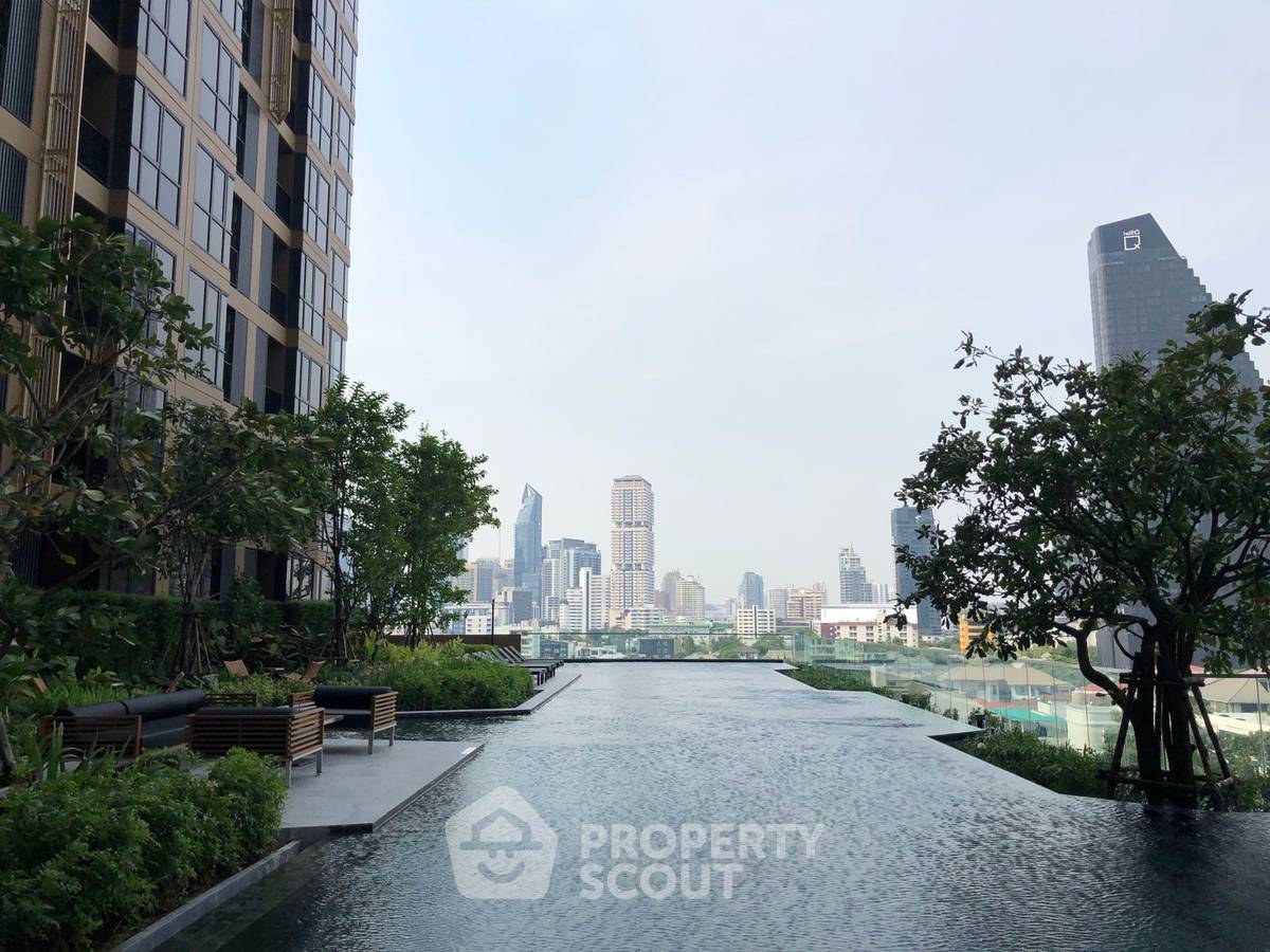 รูป คอนโด 1 ห้องนอน โอก้า เฮาส์ สุขุมวิท 36 ชั้นสูง 26 ตร.ม. ใกล้ BTS ทองหล่อ (ID 3051781) - รูปที่ 2/5