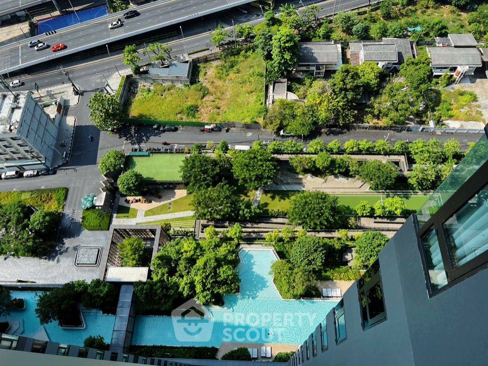 picture 2-BR Condo At Life Sathorn Sierra, 30th-Floor, 400m to BTS Talat Phlu (ID 3052015) - 21/27