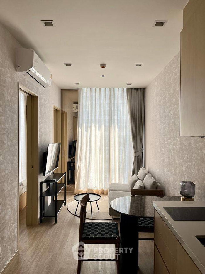 picture 1-BR Condo On 23rd Floor, 30 Sqm, Noble State 39, 400m to BTS Phrom Phong (ID 1434593) - 1/10