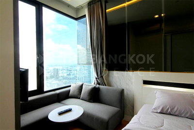 ขายคอนโด : อีควิน็อคซ์ พหล-วิภา ห้องว่าง พร้อมเข้าอยู่