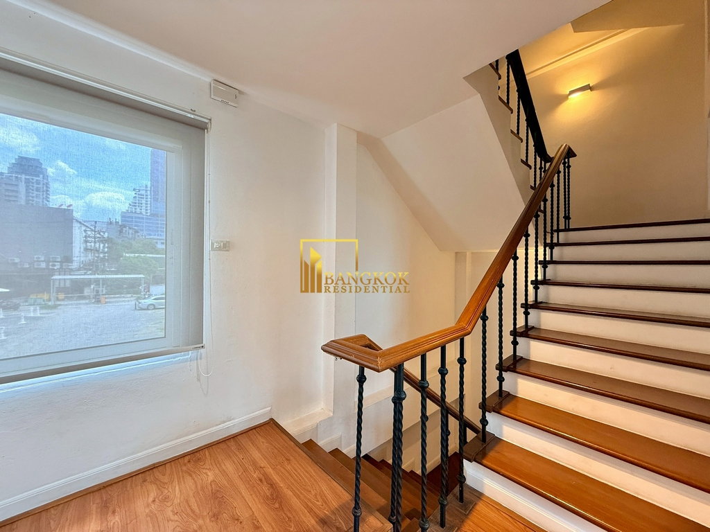 picture Baan Klang Krung | Spacious 4 Bedroom Townhouse in Thonglor - BR49091TH - 21/51