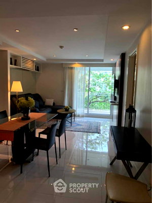 Condos for rent : Attractive Price 3-BR 101 Sqm Condo Siri On 8 Sukhumvit 8 Near BTS Nana (400m) (ID 3054011)