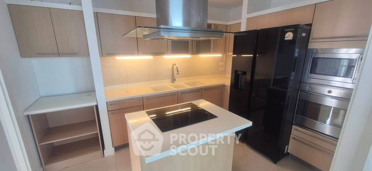 รูป ชั้น 38 คอนโด 3 ห้องนอน 216 ตร.ม. Athenee Residence ใกล้ BTS เพลินจิต (ID 2932944) - รูปที่ 8/9
