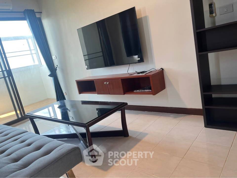 picture 2-BR Condo For Rent, 103 Central Condominium, Near Chai Sathan (ID 3046526) - 3/21
