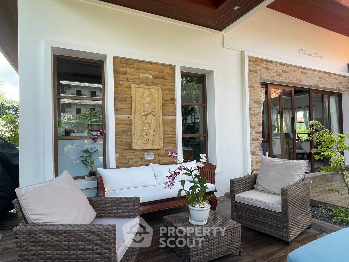 picture 2-BR Villa Amida In Rawai, Phuket | 320 Sqm (ID 3051602) - 17/22