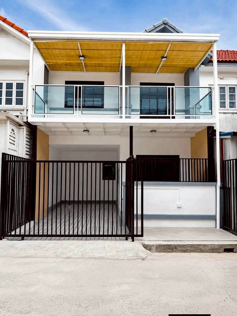 ขายทาวน์โฮม : ⭐✨RH-062 ขายทาวน์เฮ้าส์บัวทอง 4 บ้านกล้วย–ไทรน้อย ✨⭐