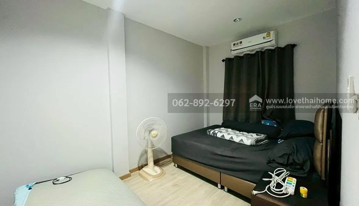รูป ขายด่วน!ทาวน์โฮม 2 ชั้น ซอยเพชรเกษม 79 หมู่บ้านหรรษา พรีม่า ขนาด 24.8 ตรว. สวยพร้อมอยู่ ราคาพิเศษเพียง 2.89 ล้านบาท - รูปที่ 8/15