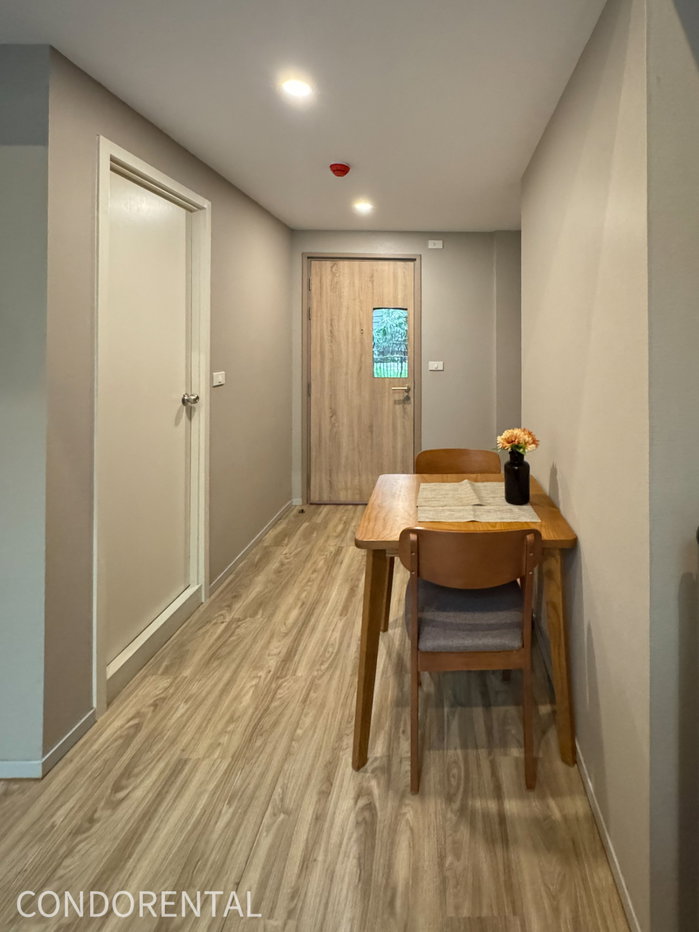รูป Blossom Condo @ Sathorn - Charoenrat ห้องสวย ราคาดี สอบถามเพิ่มเติมได้ที่ Line @condorental - รูปที่ 13/18