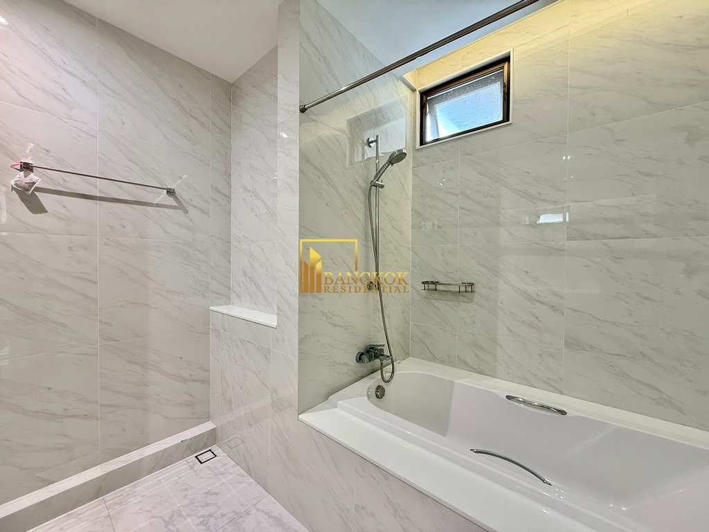 รูป Recently Renovated 3 Bedroom Apartment in Thonglor Area - BR21148AP - รูปที่ 19/43