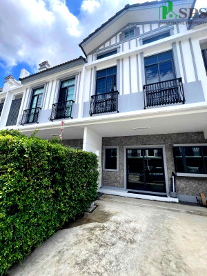 เช่าทาวน์โฮม นิคมอุตสาหกรรมบางปู : ให้เช่าทาวน์เฮ้าส์ Villaggio 3 ศรีนครินทร์–บางนา (SPSEVE2053)