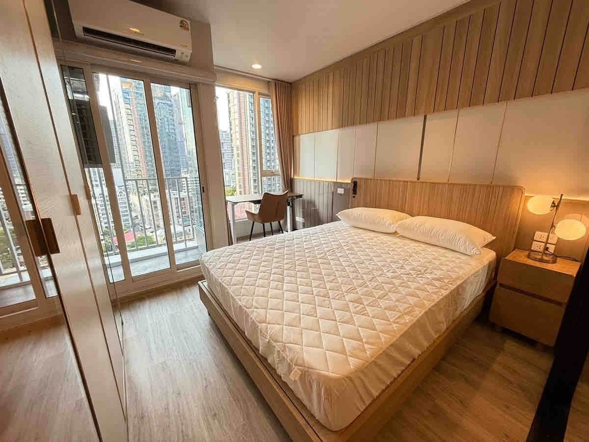 picture Culture Thonglor, beautiful room controlled by warm wood tones. Full function There is a work corner with a nice view 1 bedroom, 1 bathroom. - 5/11
