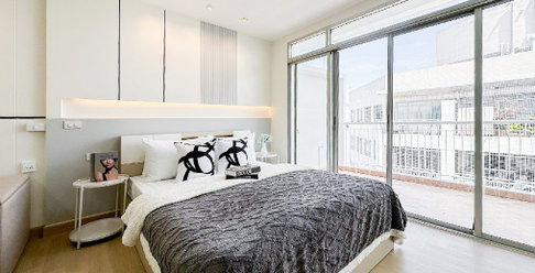 คอนโดห้องกว้างใกล้ 𝗠𝗥𝗧 แยกลำสาลี   โครงการ Corn Condo รามคำแหง40  พิกัด