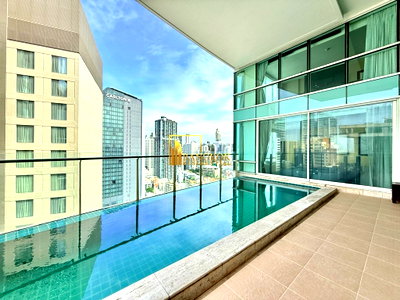 คอนโดให้เช่า : Le Raffine 31 | Exceptional 3 Bedroom Luxury Condo With Pool - BR5785CD