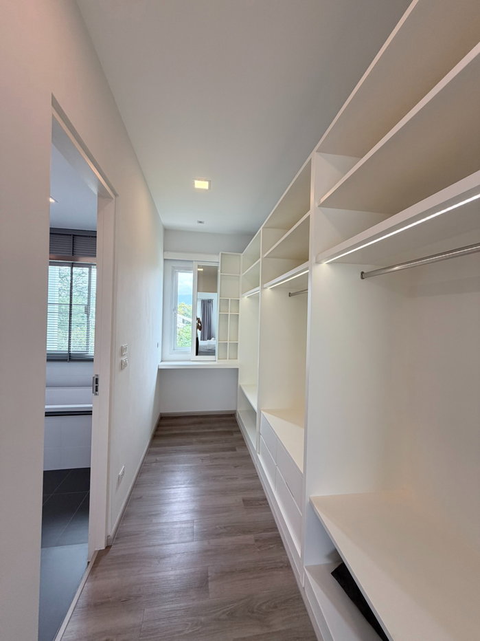 picture  Luxury 2-Storey Pool Villa for Sale – 4 Bedrooms with Private Swimming Pool - 10/23