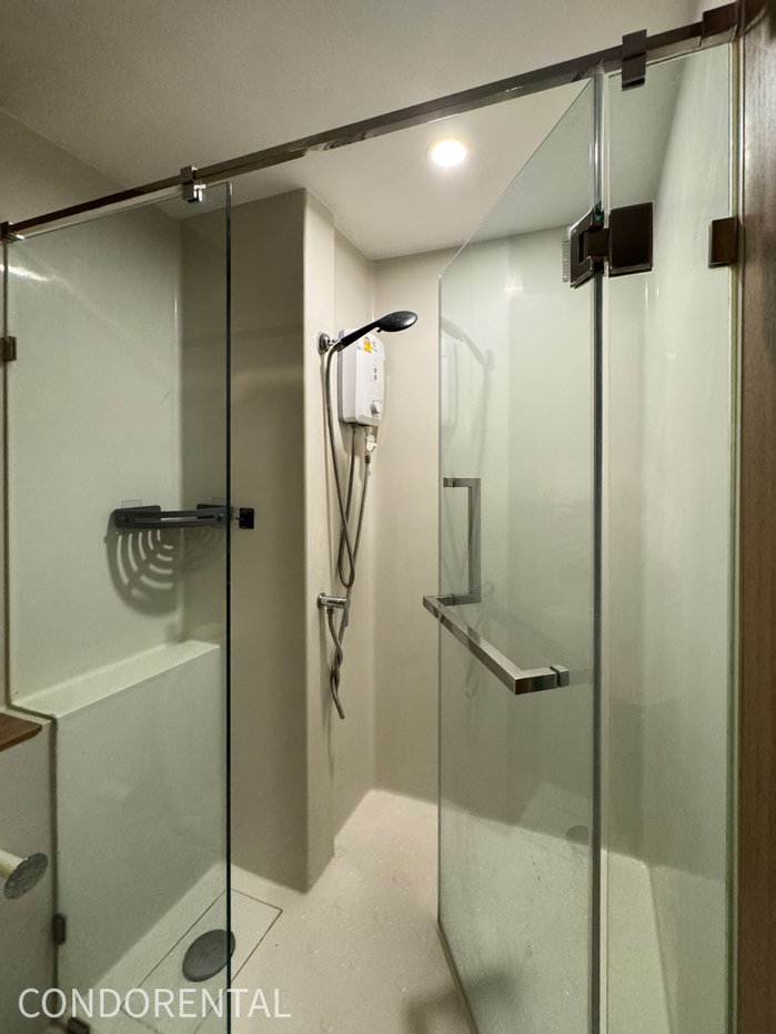 รูป Blossom Condo @ Sathorn - Charoenrat ห้องสวย ราคาดี สอบถามเพิ่มเติมได้ที่ Line @condorental - รูปที่ 17/18