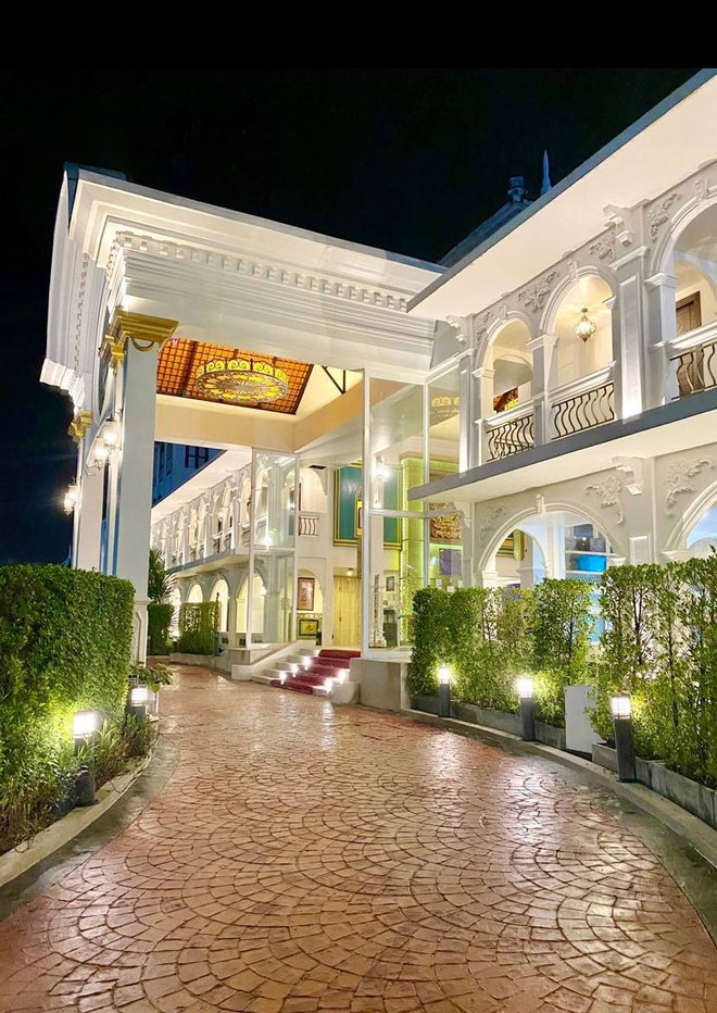 รูป ขายโรงแรมหรูระดับ 4 ดาว ใจกลางเมืองภูเก็ตบนเนื้อที่ 3 ไร่ ขาย 150 ล้านบาท - รูปที่ 4/12