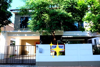 เช่าบ้านเดี่ยว บางพลี สมุทรปราการ : Call : 081-553-1623 บ้านเดี่ยวใกล้เมกาบางนา Villa​ Arcadia Srinakarin 72 ตร.วา 4 ห้องนอน 3 ห้องน้ำ 3 ที่จอดรถ​ 1 ห้องเอนกประสงค์​ 1 ห้องเมด ตกแต่งครบ