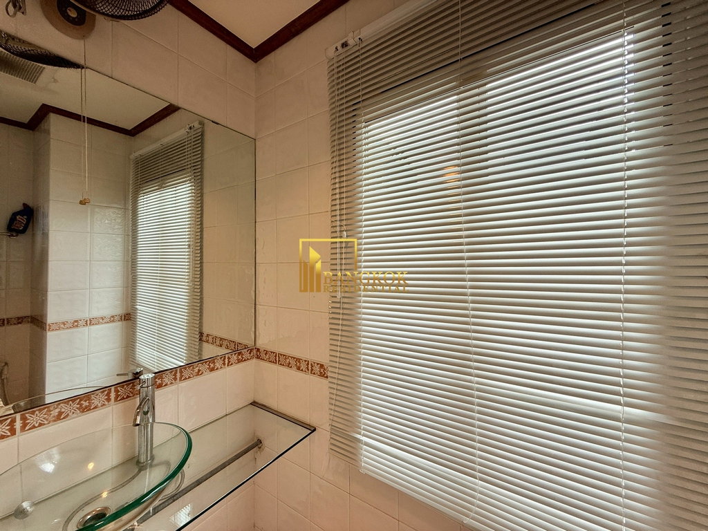 picture Baan Klang Krung | Spacious 4 Bedroom Townhouse in Thonglor - BR49091TH - 20/51