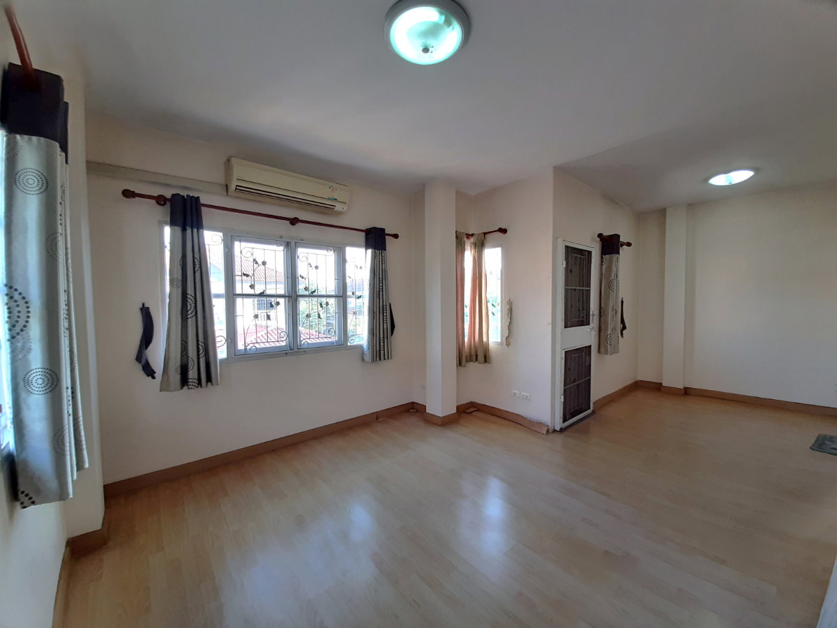 รูป บ้านเดี่ยว ม.สินเพชร จันทน์ทองเอี่ยม บางบัวทอง  59.5 ตรว. 3 นอน 2 น้ำ 4 จอด (ภายนอกอีก 4 รวมทั้งหมด 8 คัน ) ปกติ 4.4 ล้าน เหลือ 4.0 ล้าน  โ085-0732541 - รูปที่ 13/19