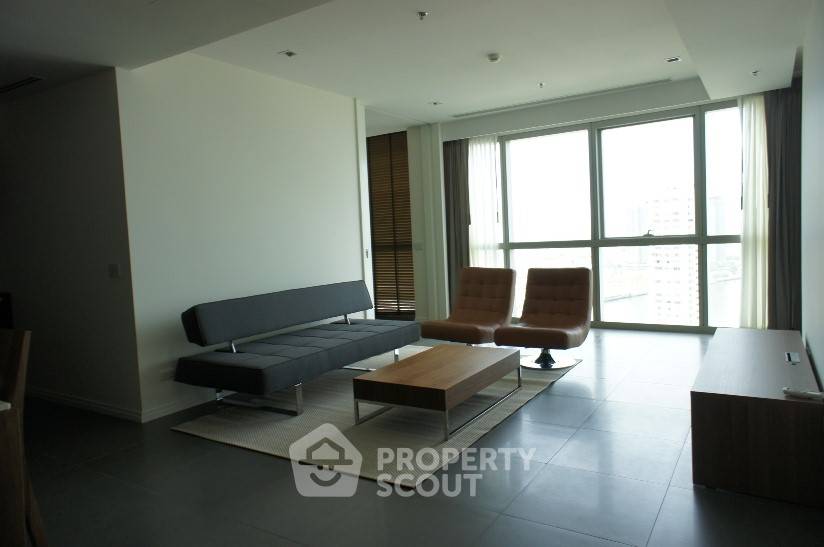 รูป คอนโด The River Condominium ชั้นสูง 2 ห้องนอน 130 ตร.ม. ใกล้ BTS สะพานตากสิน 400 ม. (ID 509708) - รูปที่ 1/8