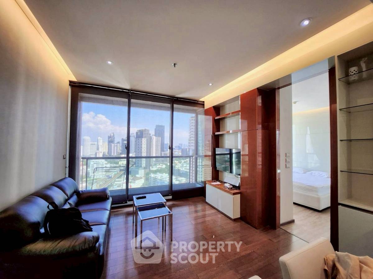 รูป คอนโด 2 ห้องนอน ชั้น 25 ที่ The Address Sukhumvit 28 ใกล้ BTS พร้อมพงษ์ (ID 3053786) - รูปที่ 1/11