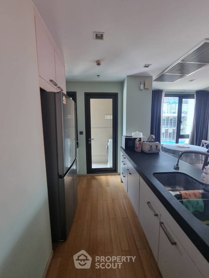 picture 2-BR 98 Sqm Condo At Prive By Sansiri, Near BTS Phloen Chit (ID 320405) - 3/9