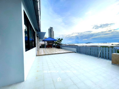 เช่าบ้านเดี่ยว ม.เกษตรศาสตร์ ศรีราชา : บ้านเช่าเพนเฮ้าส์ วิวทะเลศรีราชา บ้านเพนเฮ้าส์ ดาดฟ้า at Home✅ พร้อมเข้าอยู่ #HR0079