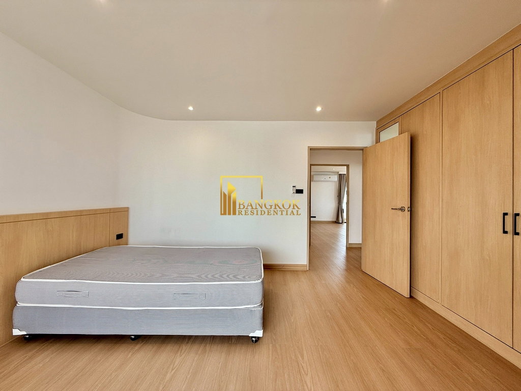 รูป Recently Renovated 3 Bedroom Apartment in Thonglor Area - BR21148AP - รูปที่ 24/43