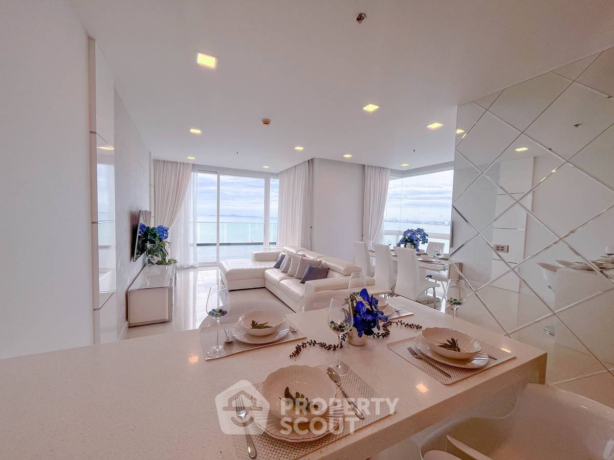 picture High-Floor 3-BR 190 Sqm At Del Mare Condominium, Bangsaray (ID 3054393) - 5/27