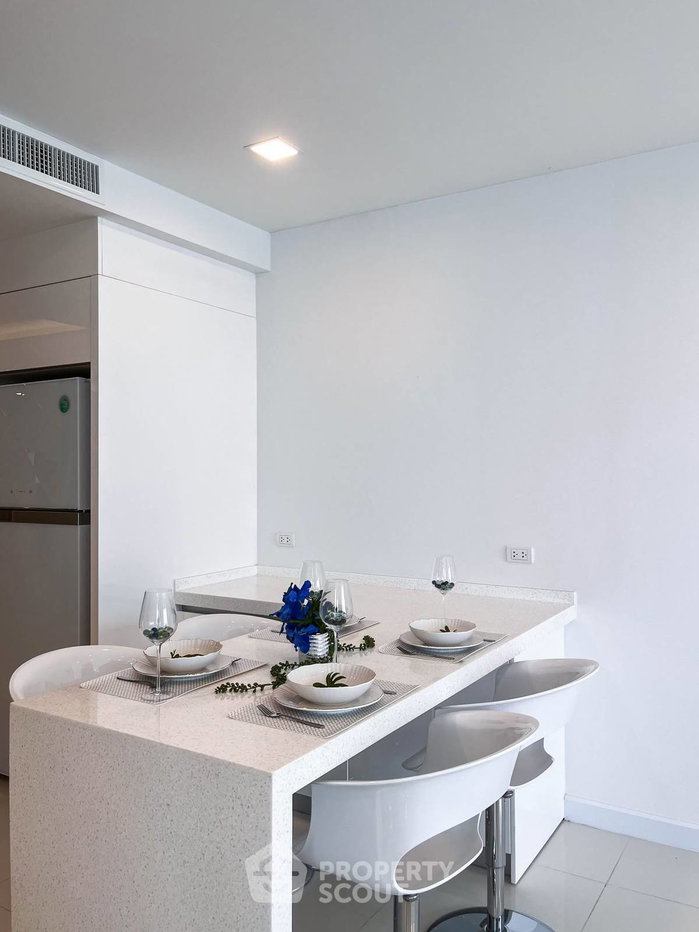 picture High-Floor 3-BR 190 Sqm At Del Mare Condominium, Bangsaray (ID 3054393) - 26/27
