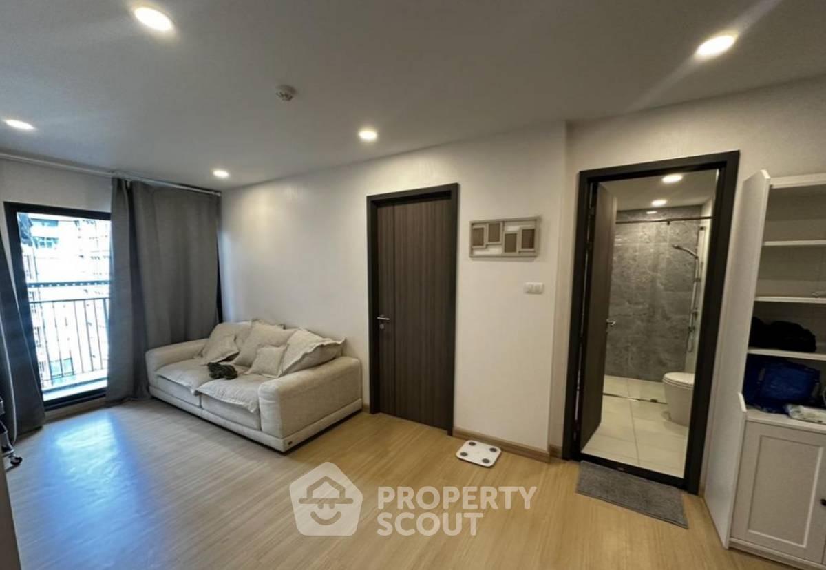 picture Well-Priced 2-BR Condo, Supalai Prime Rama 9, Bang Kapi (7th Fl.) (ID 2231137) - 4/10
