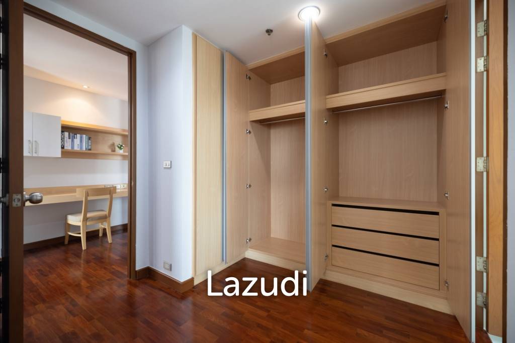 picture 3 Bed 200 Sqm Apartment for Rent - 24/33