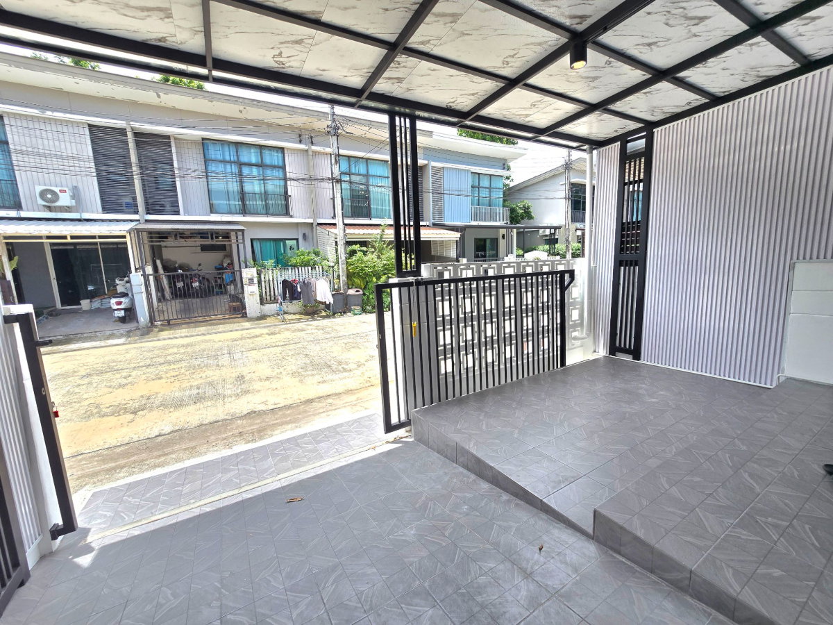 รูป ทาวน์เฮ้าส์สไตล์โมเดิร์น รีโนเวทใหม่ทั้งหมด หมู่บ้านพฤกษาวิลล์ 64 สายไหม ถ.สายไหม เขตสายไหม ทำเลดี สวย ถูกคุ้ม - รูปที่ 7/29