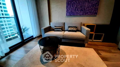 Condos for rent : 1-BR Condo, 16th Floor 36 Sqm at The Lofts Asoke, 300m to MRT Phetchaburi (ID 621260)